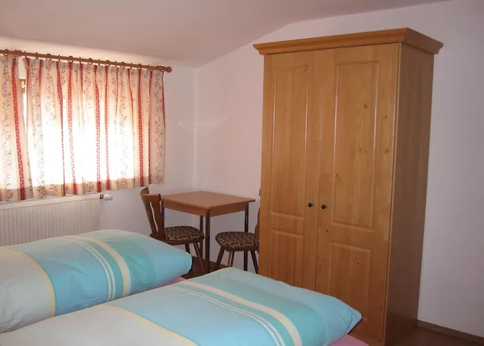 Gaestehaus Bach 아파트 *